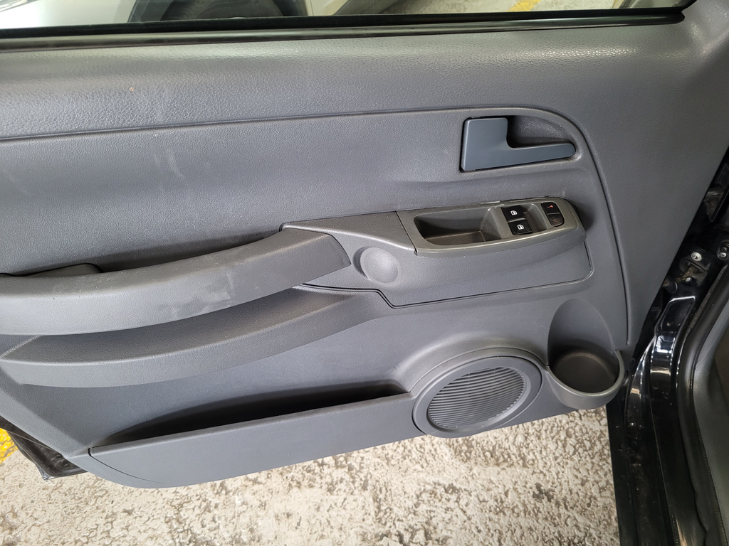 Volkswagen Fox Preto