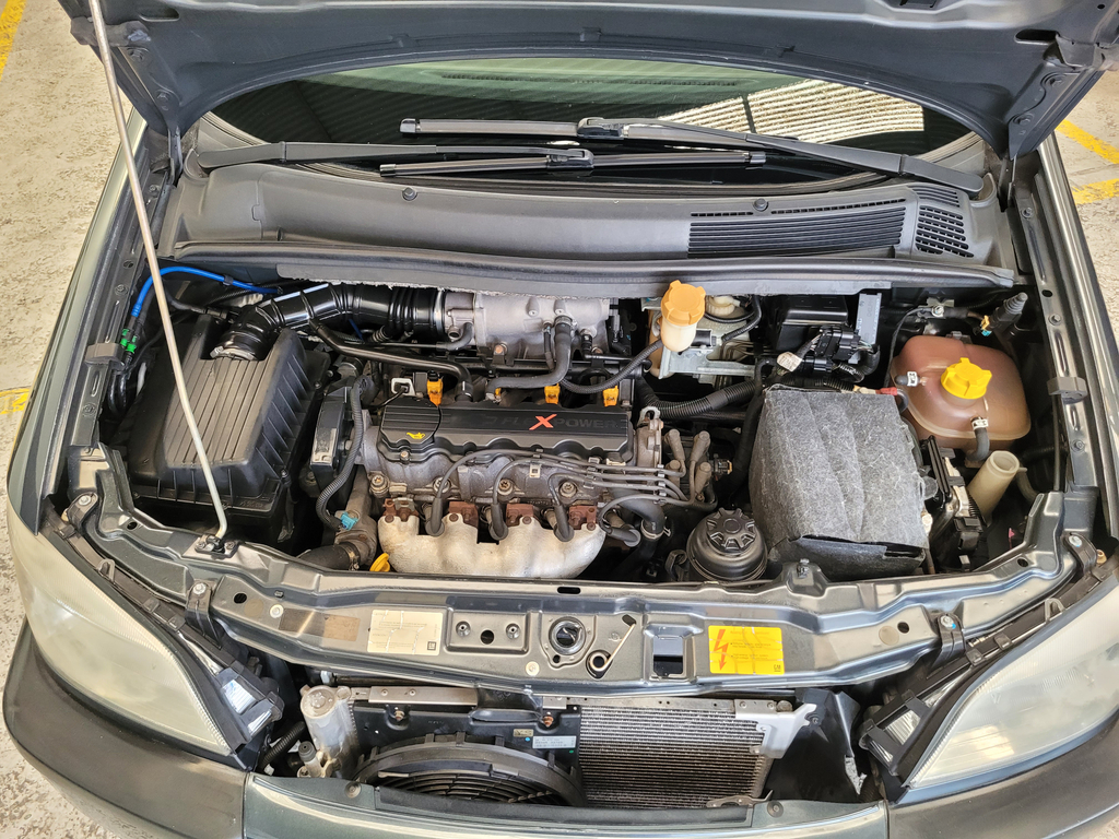 Chevrolet Zafira Cinza