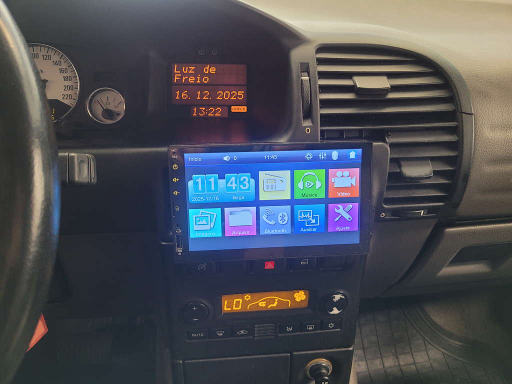 Chevrolet Zafira Cinza