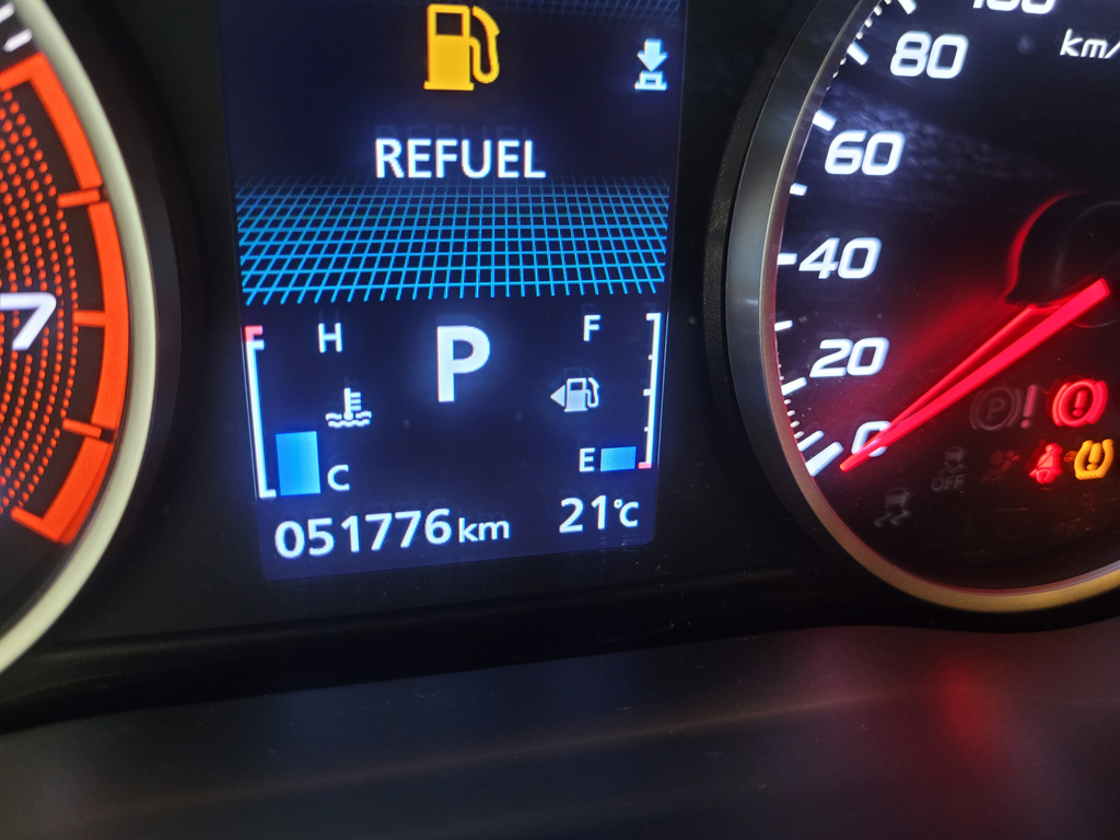 Mitsubishi Eclipse Cross Cinza