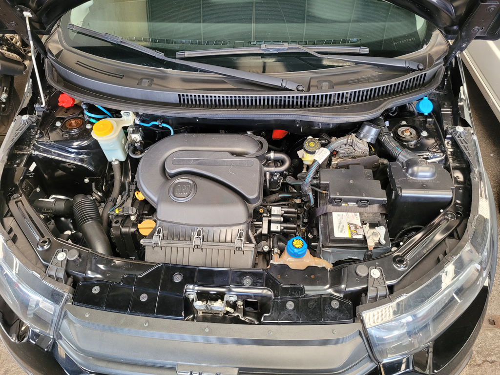 Fiat MOBI LIKE Preto