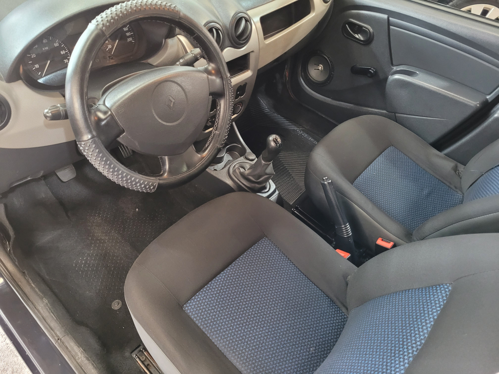 Renault Sandero Azul