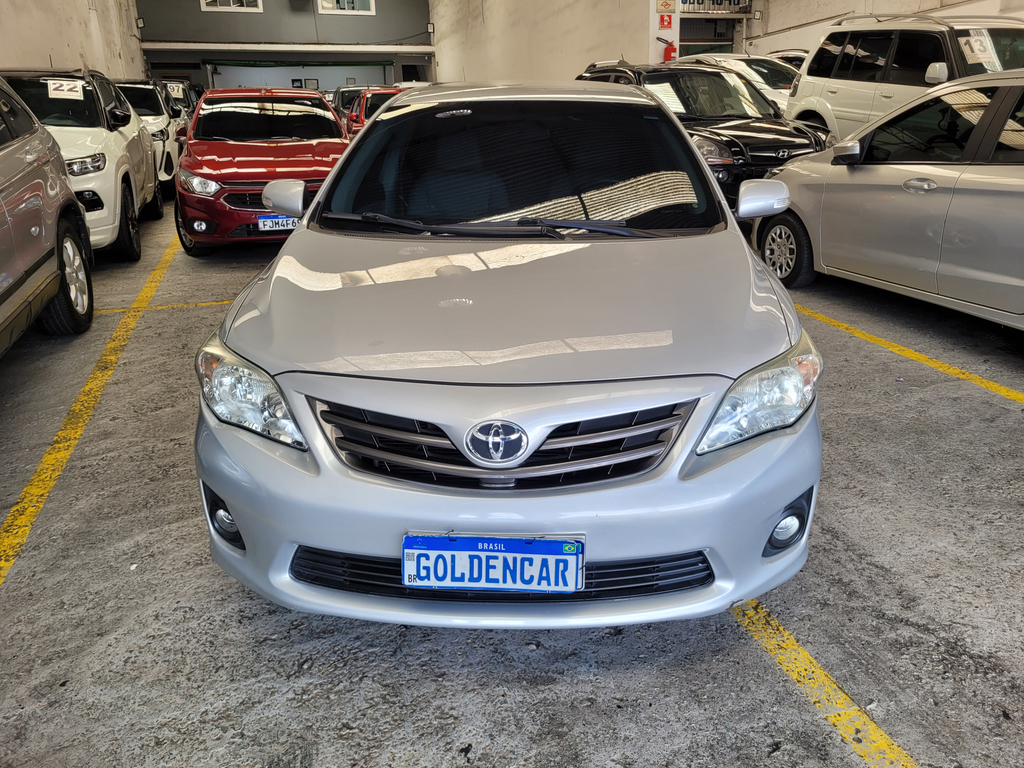 Toyota Corolla Prata