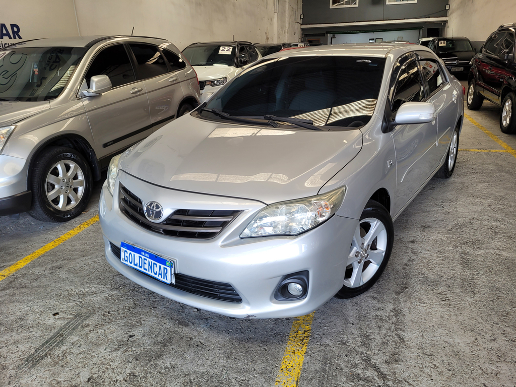 Toyota Corolla Prata