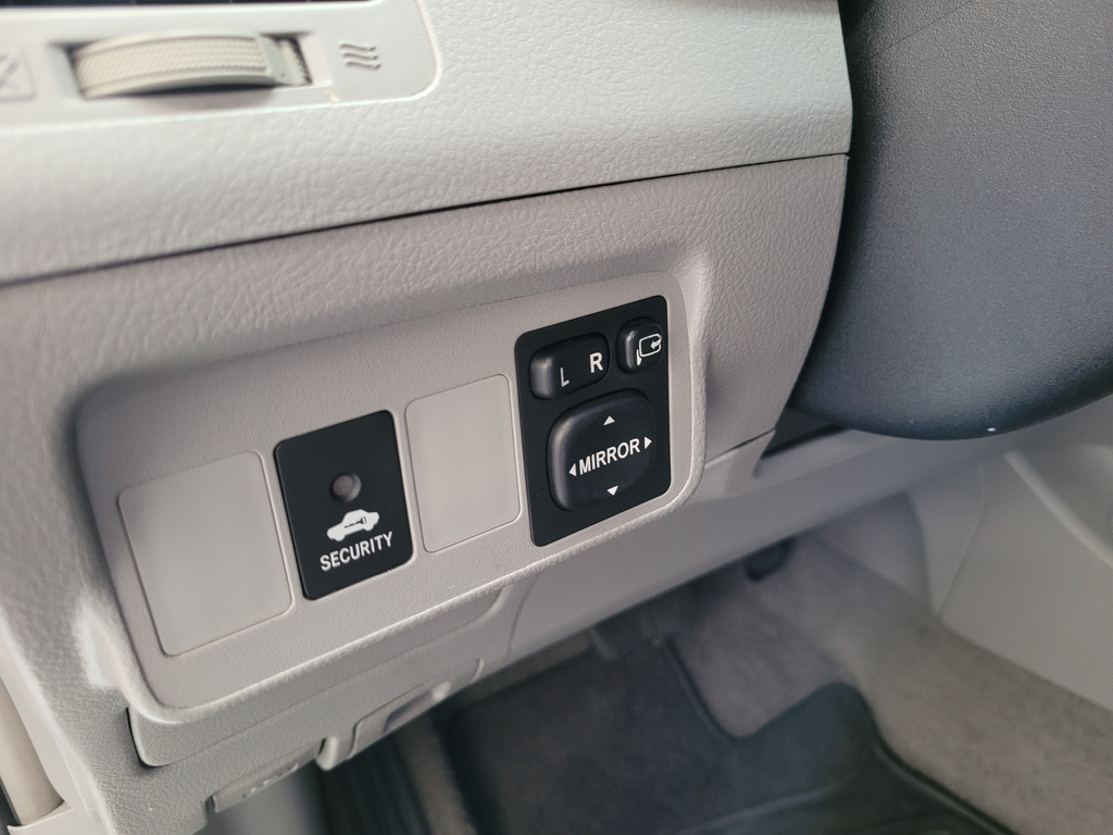 Toyota Corolla Prata