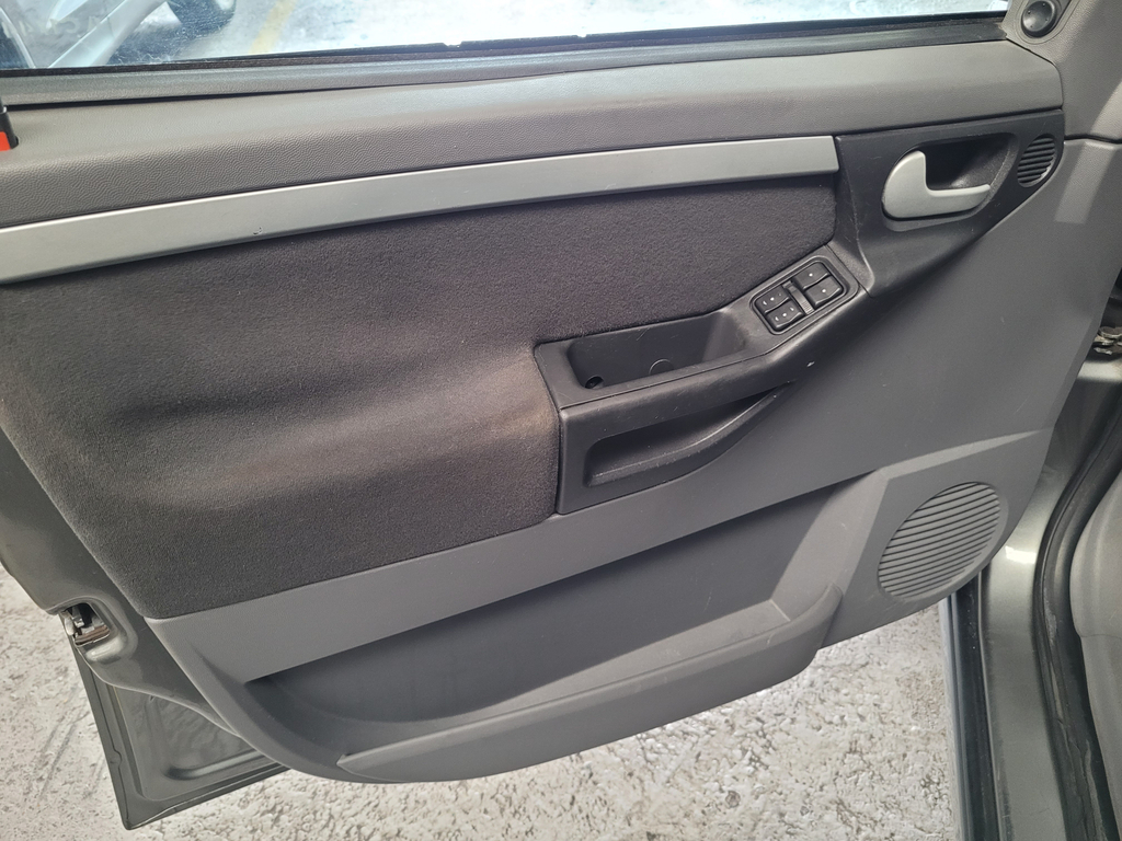 Chevrolet Meriva Cinza