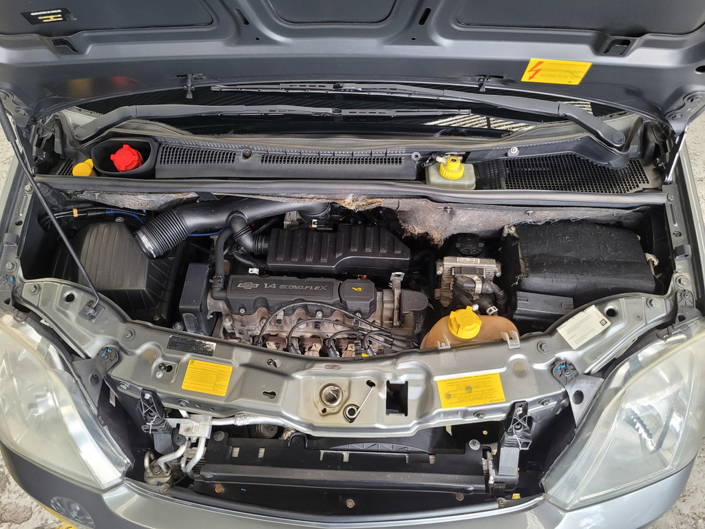 Chevrolet Meriva Cinza