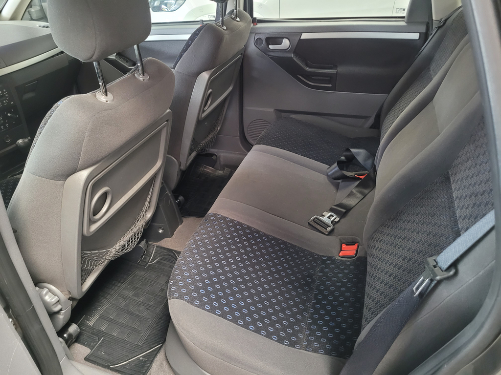 Chevrolet Meriva Cinza