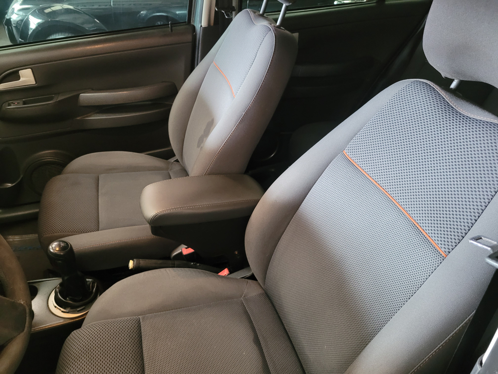 Volkswagen Fox Cinza