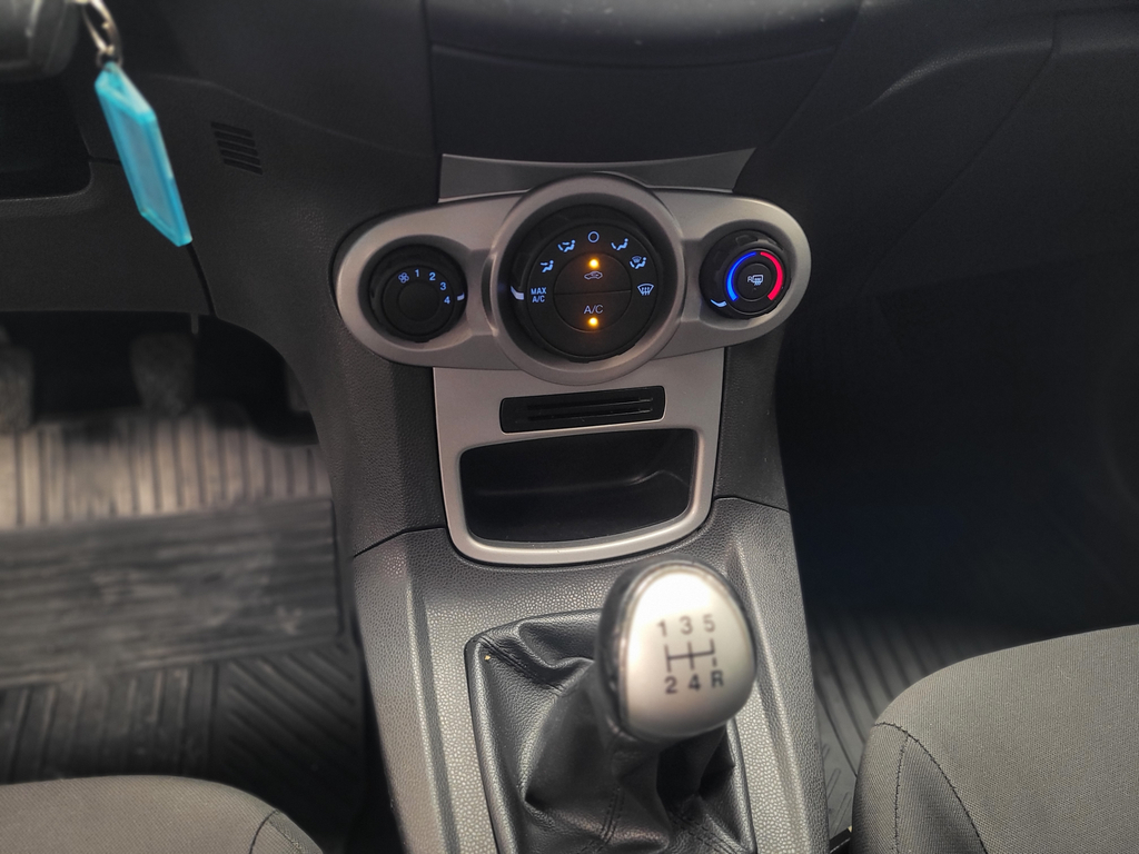 Ford New Fiesta Hatch Branco