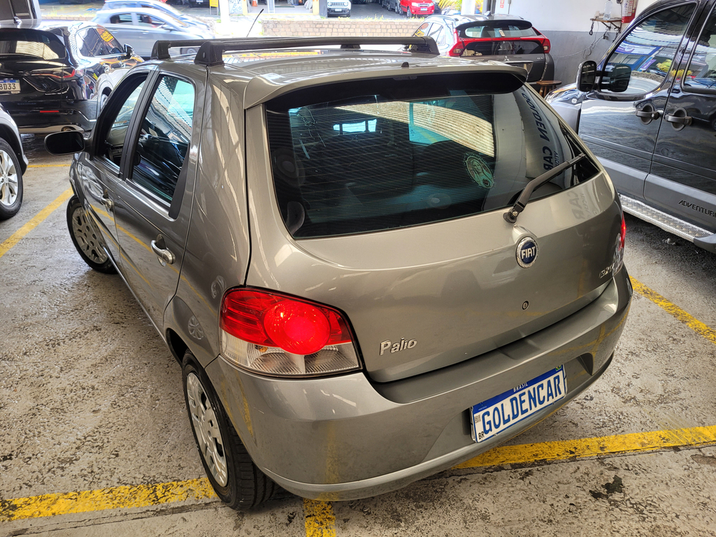 Fiat Palio Cinza