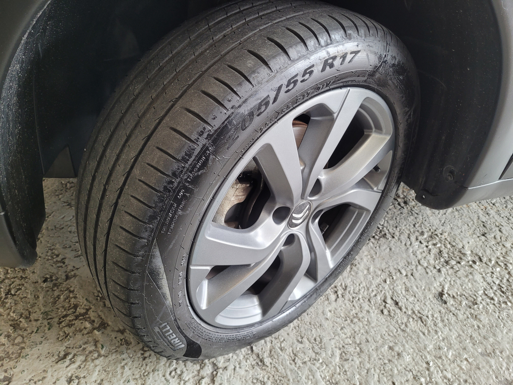 Citroen C4 Cactus Cinza