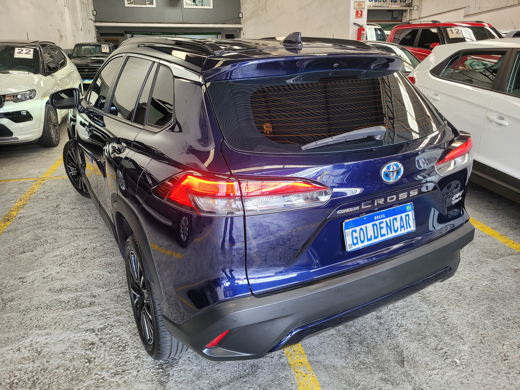 Toyota Corolla Cross Azul