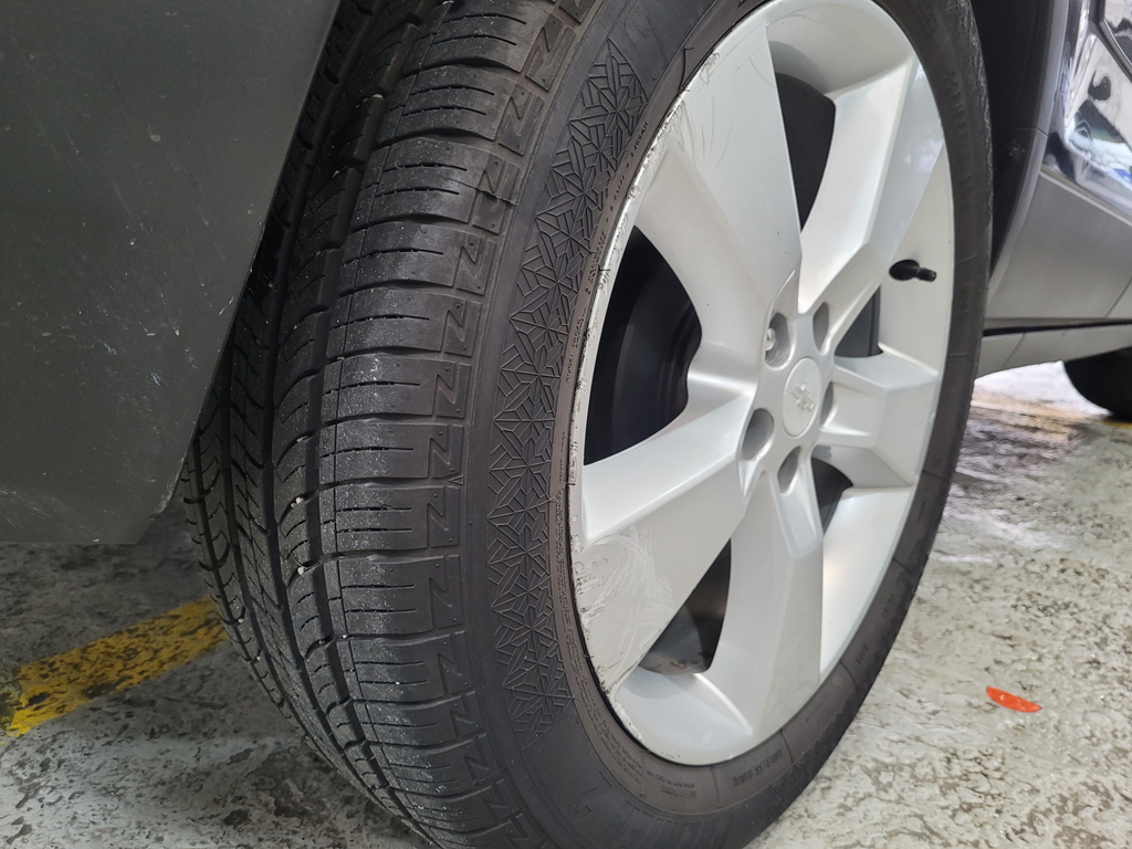 Chevrolet Tracker Preto