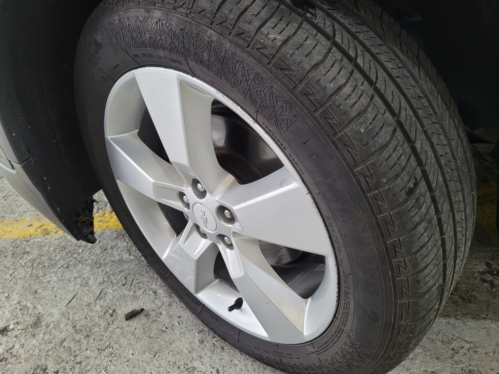 Chevrolet Tracker Preto