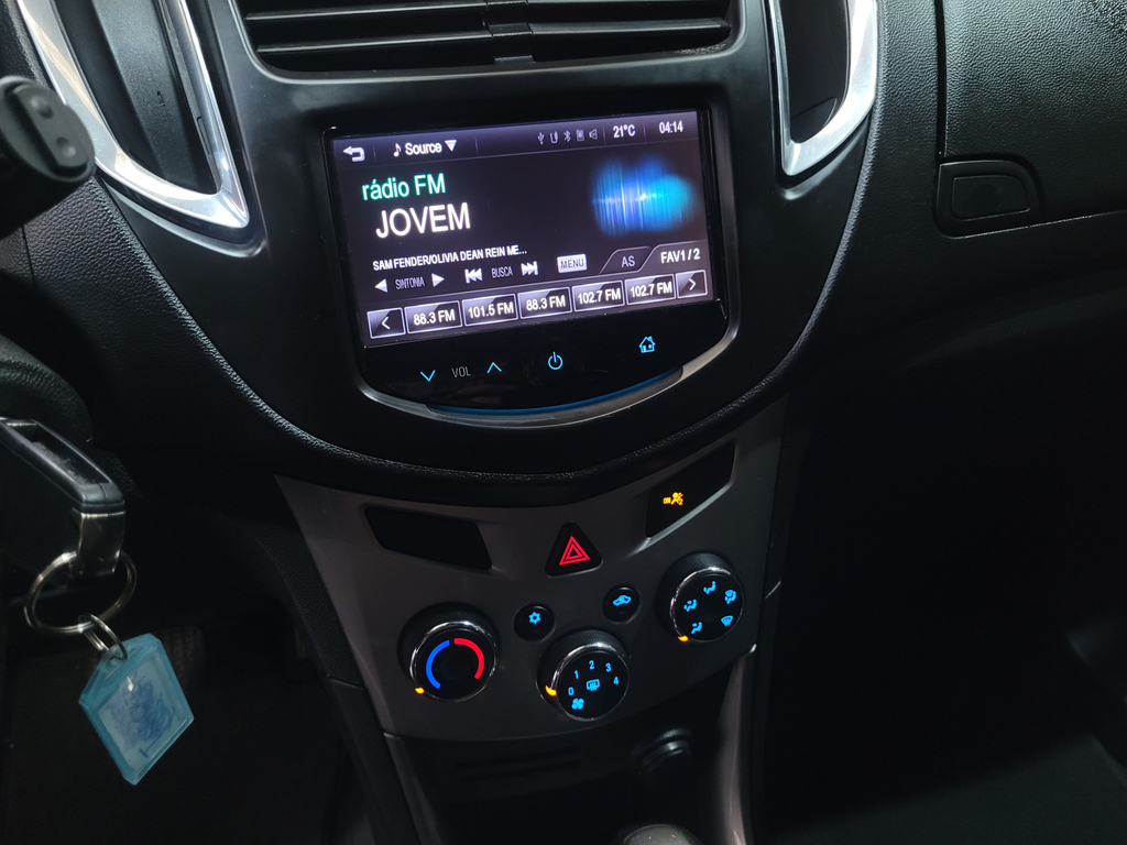 Chevrolet Tracker Preto