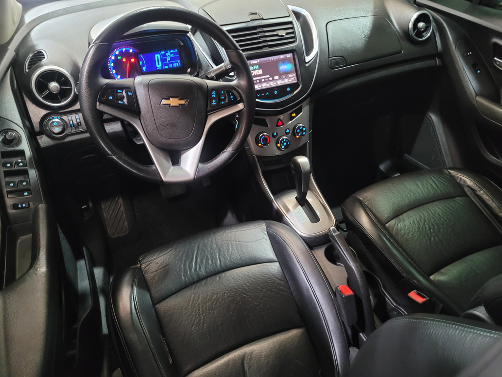 Chevrolet Tracker Preto