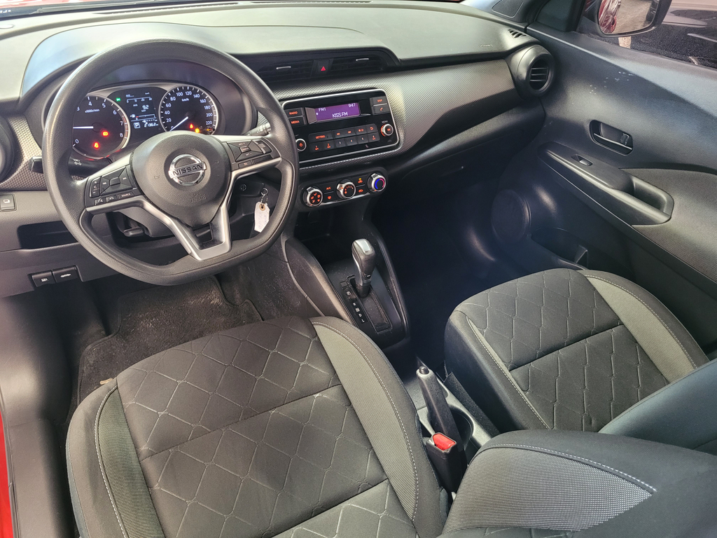 Nissan Kicks Vermelho