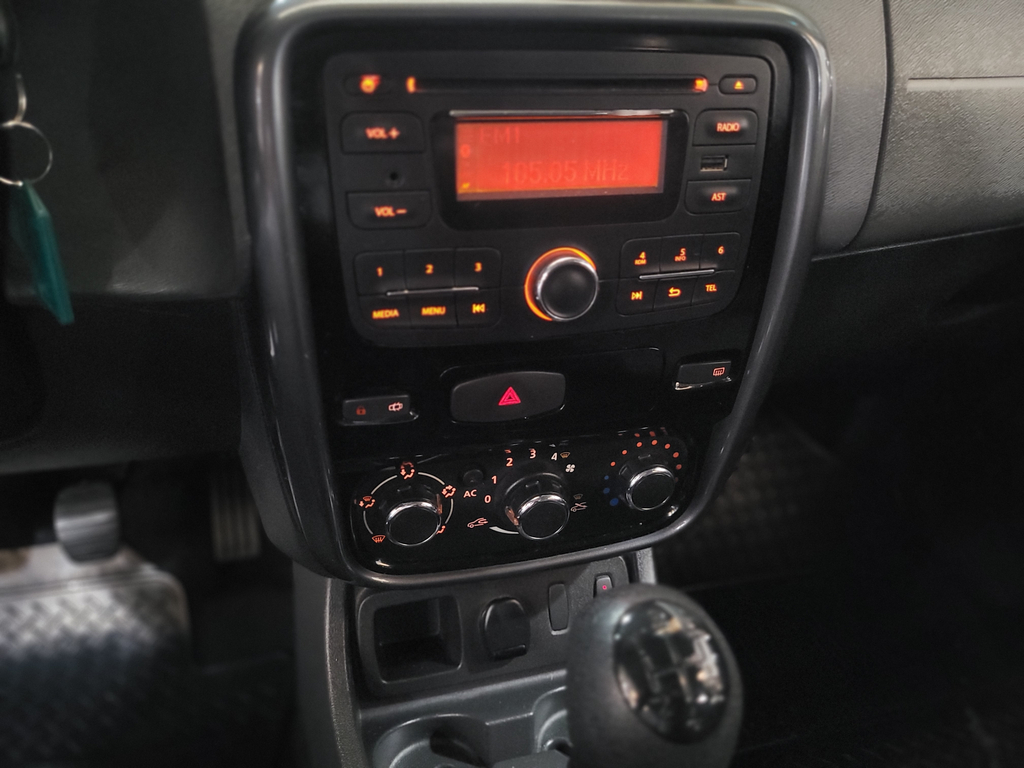 Renault Duster Prata