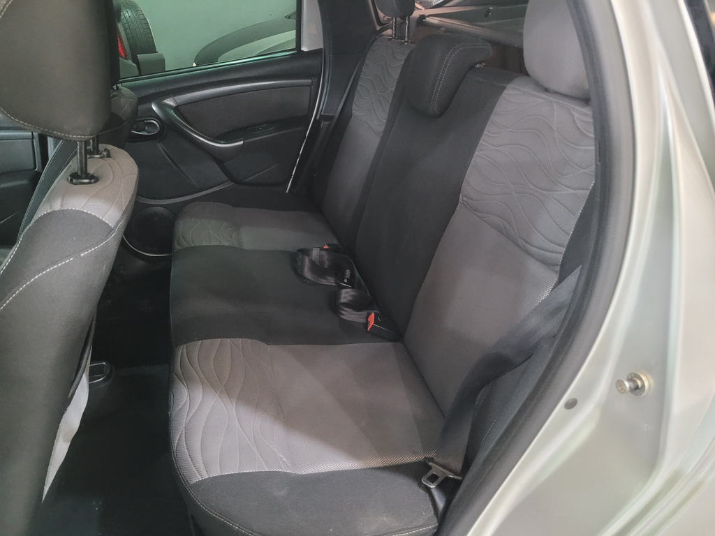 Renault Duster Prata