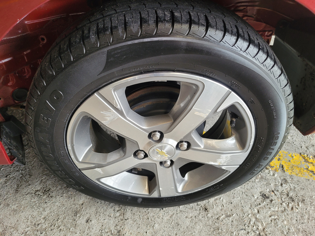 Chevrolet Prisma Vermelho