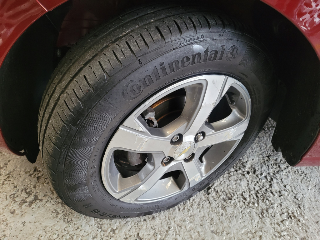 Chevrolet Prisma Vermelho