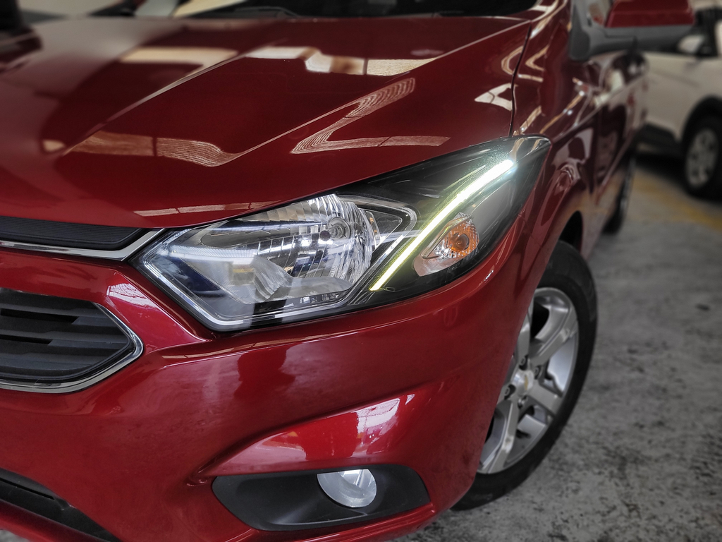 Chevrolet Prisma Vermelho
