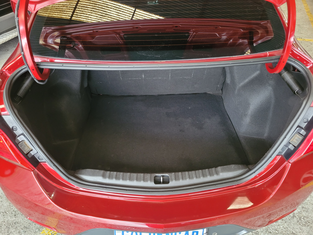 Chevrolet Prisma Vermelho