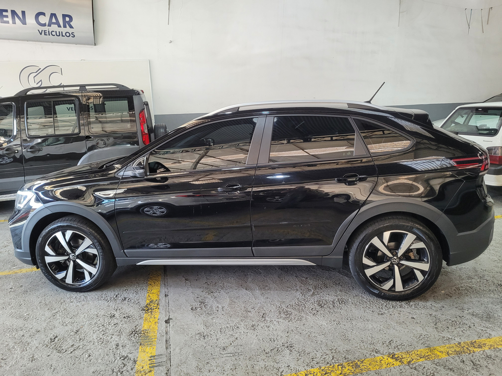 Volkswagen Nivus Preto