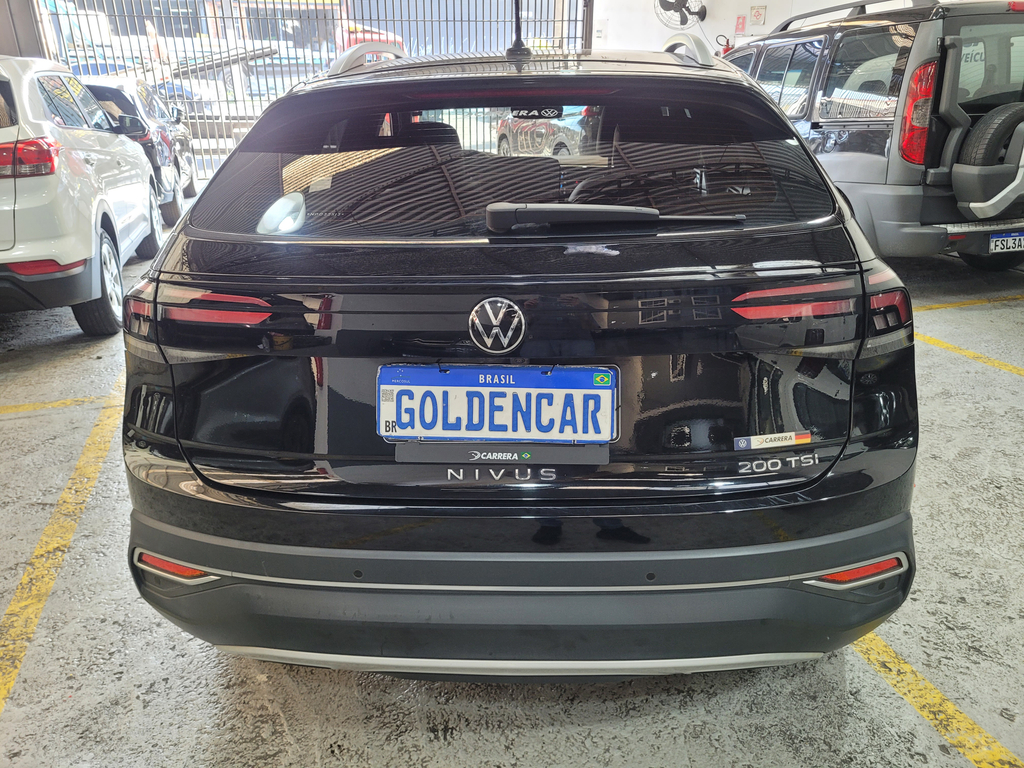 Volkswagen Nivus Preto