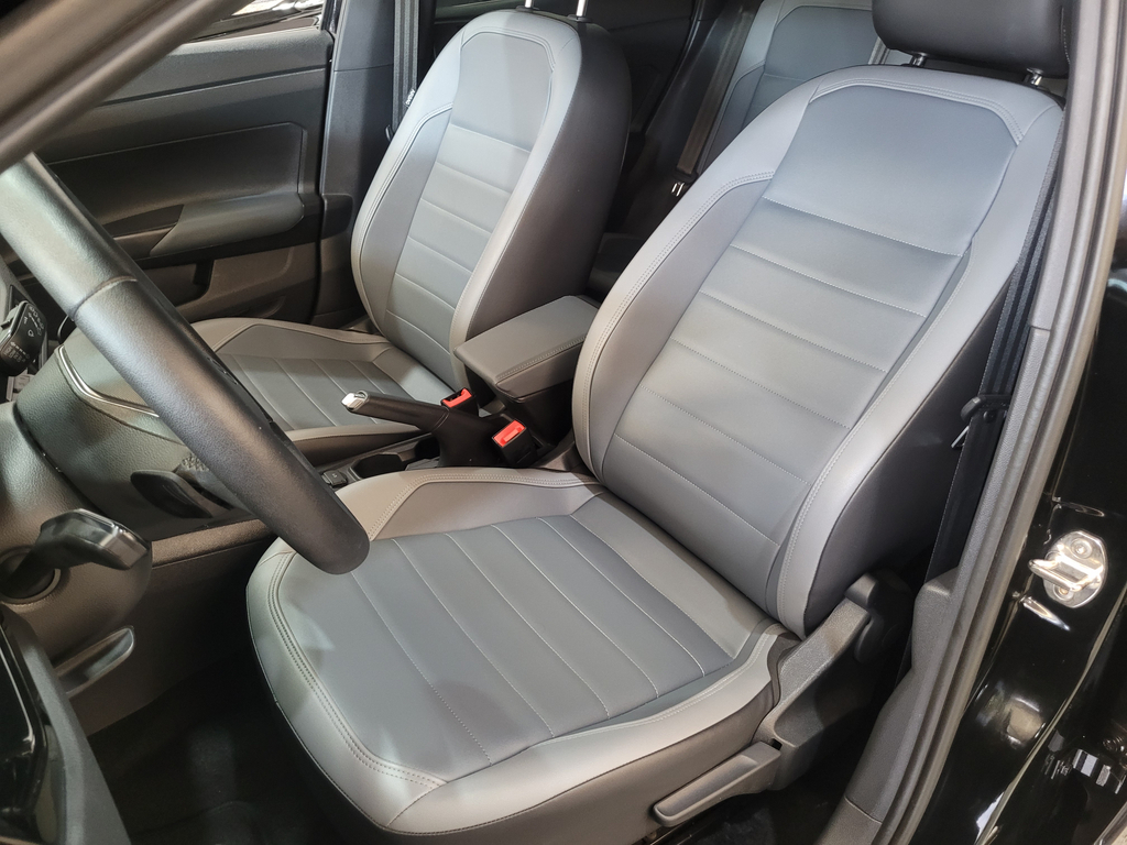 Volkswagen Nivus Preto