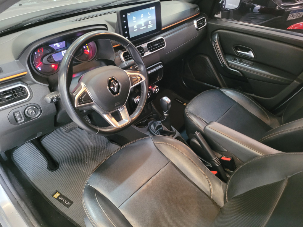 Renault Duster Oroch Prata