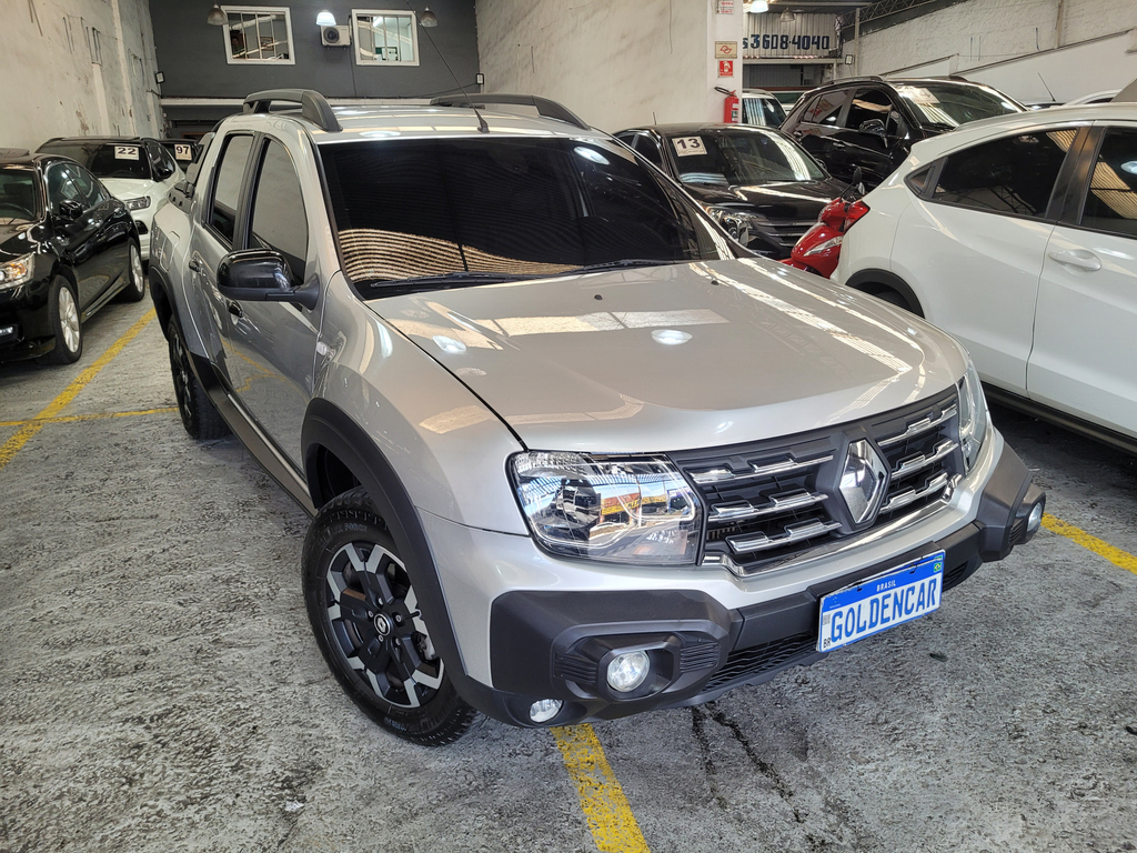 Renault Duster Oroch Prata