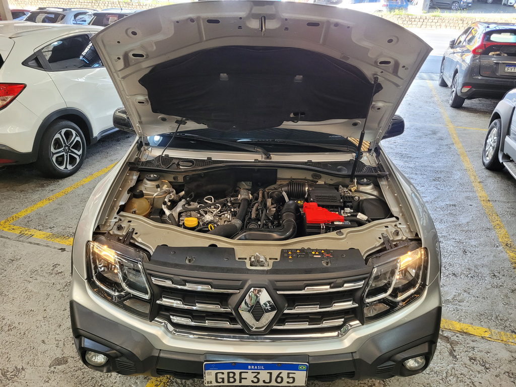 Renault Duster Oroch Prata