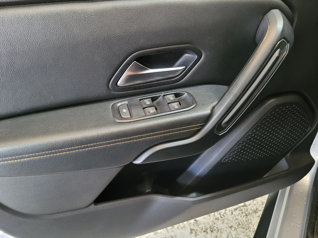 Renault Duster Oroch Prata