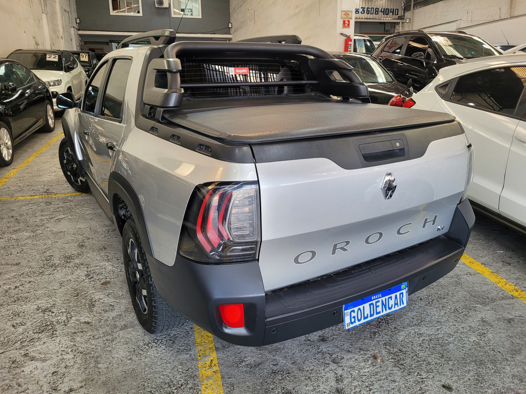 Renault Duster Oroch Prata