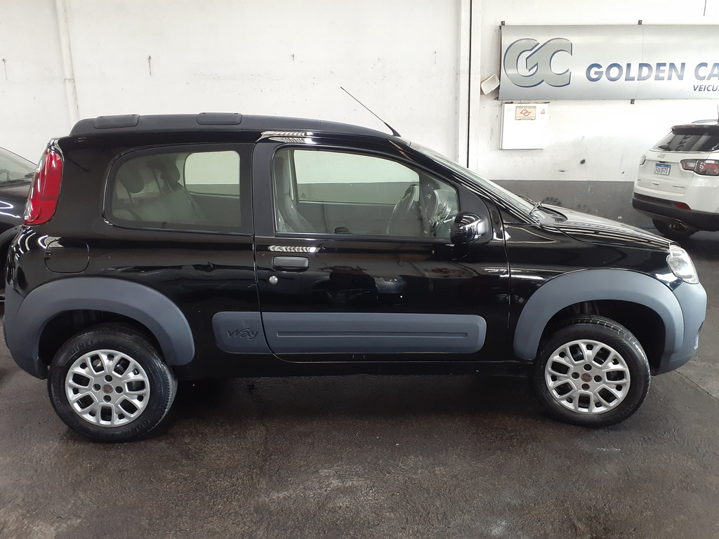 Fiat Uno Preto