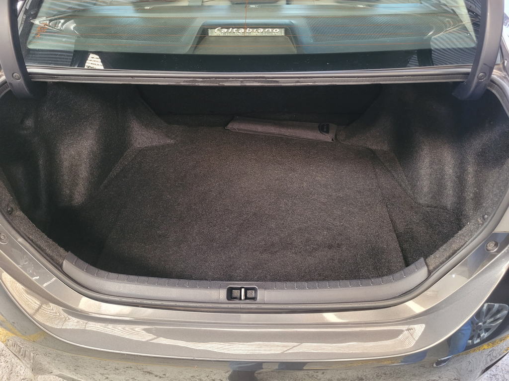 Toyota Corolla Cinza