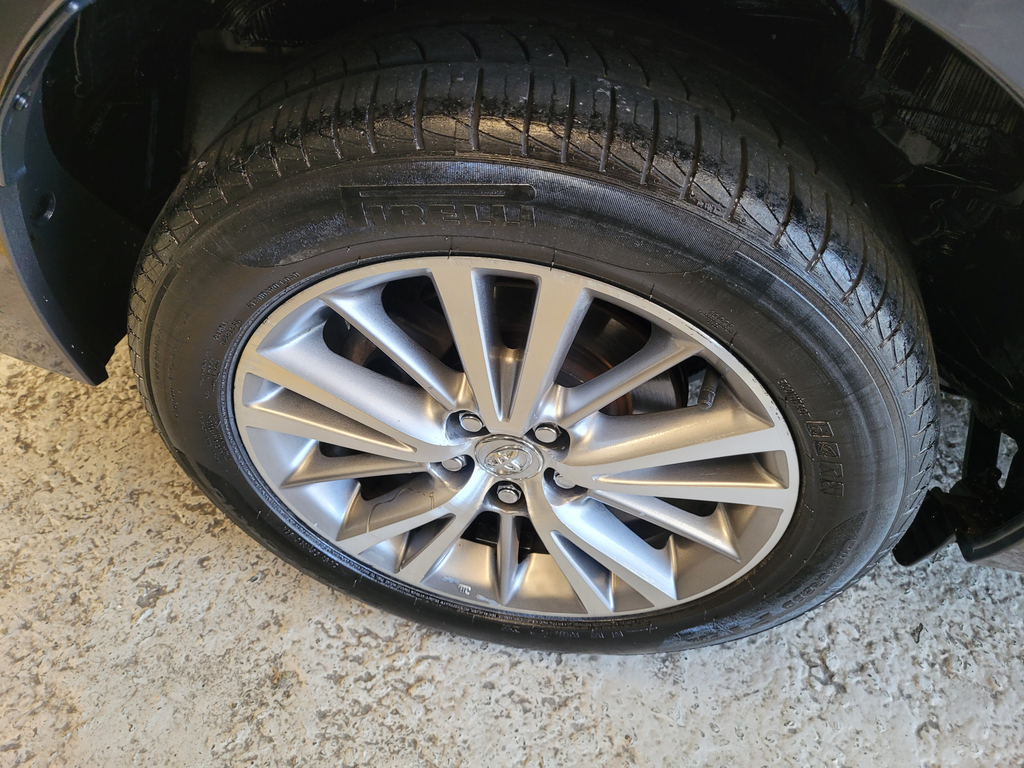 Toyota Corolla Cinza