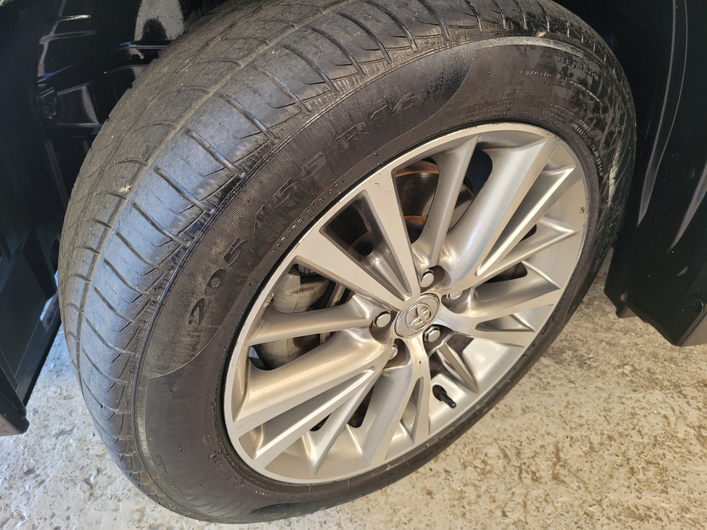 Toyota Corolla Cinza