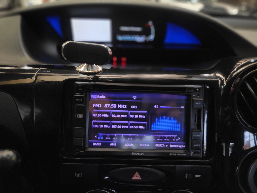 Toyota ETIOS Vermelho