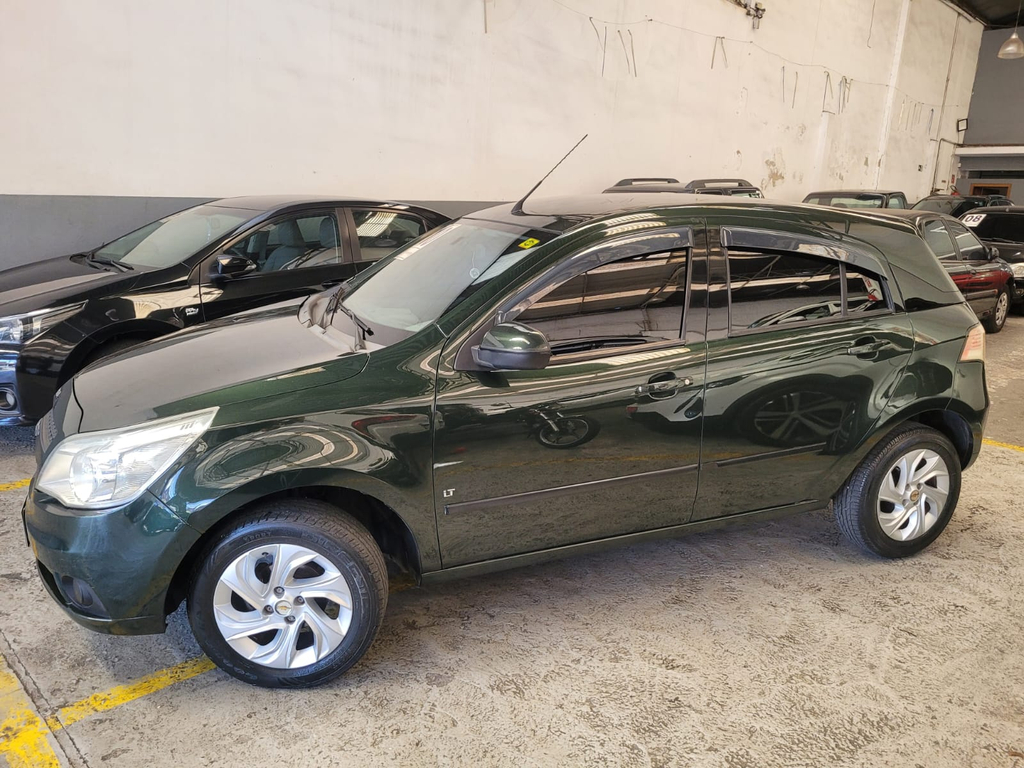 Chevrolet Agile Verde