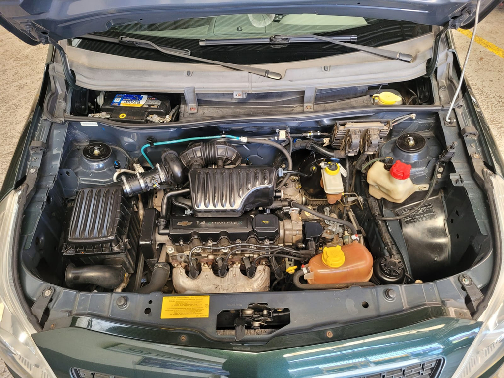 Chevrolet Agile Verde