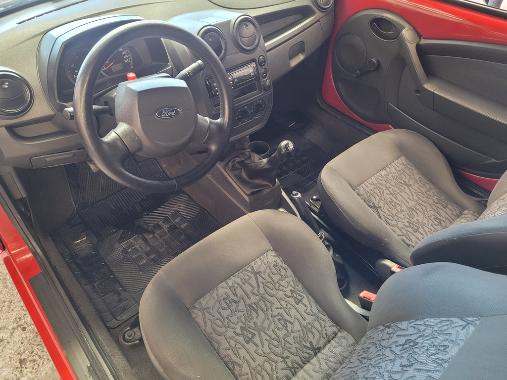 Ford Ka Vermelho