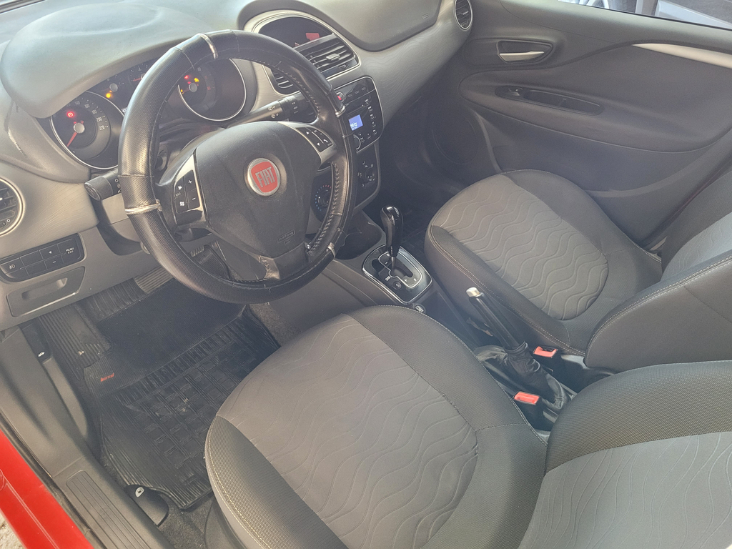 Fiat Punto Vermelho