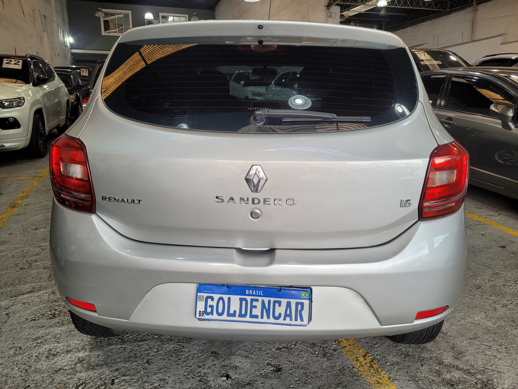 Renault Sandero Prata