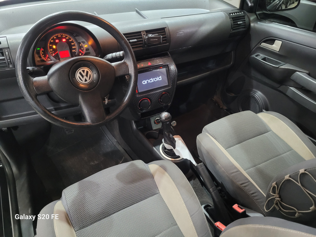 Volkswagen CrossFox Preto