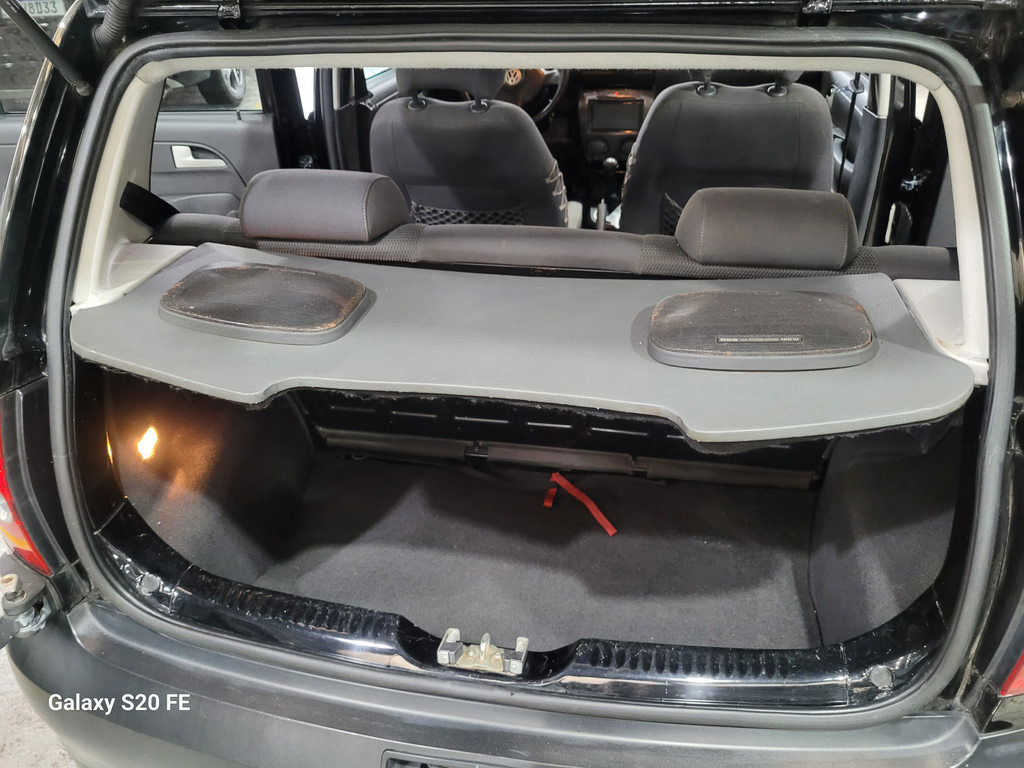 Volkswagen CrossFox Preto