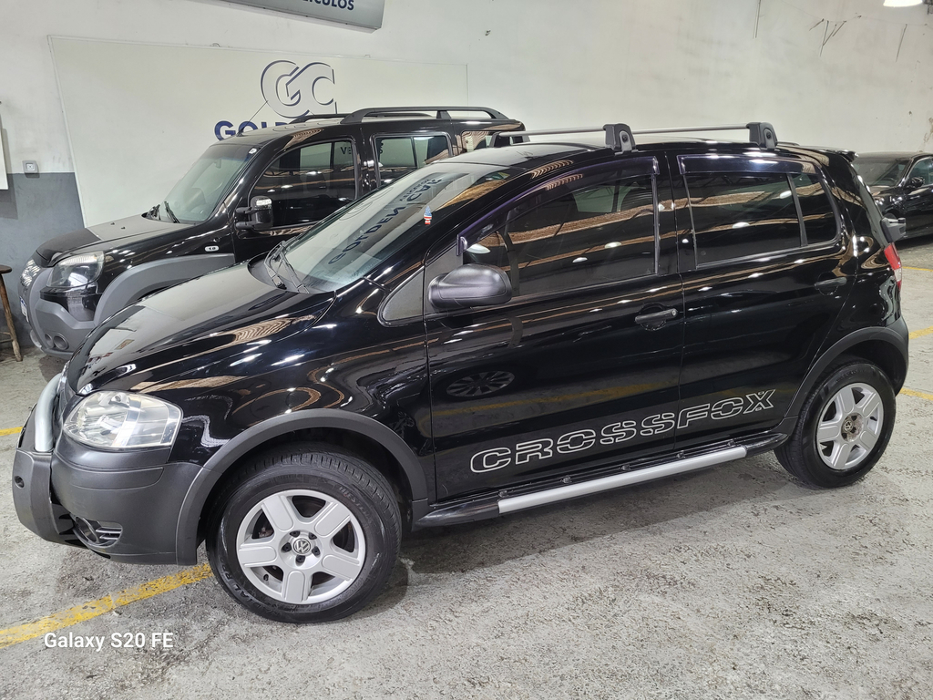 Volkswagen CrossFox Preto