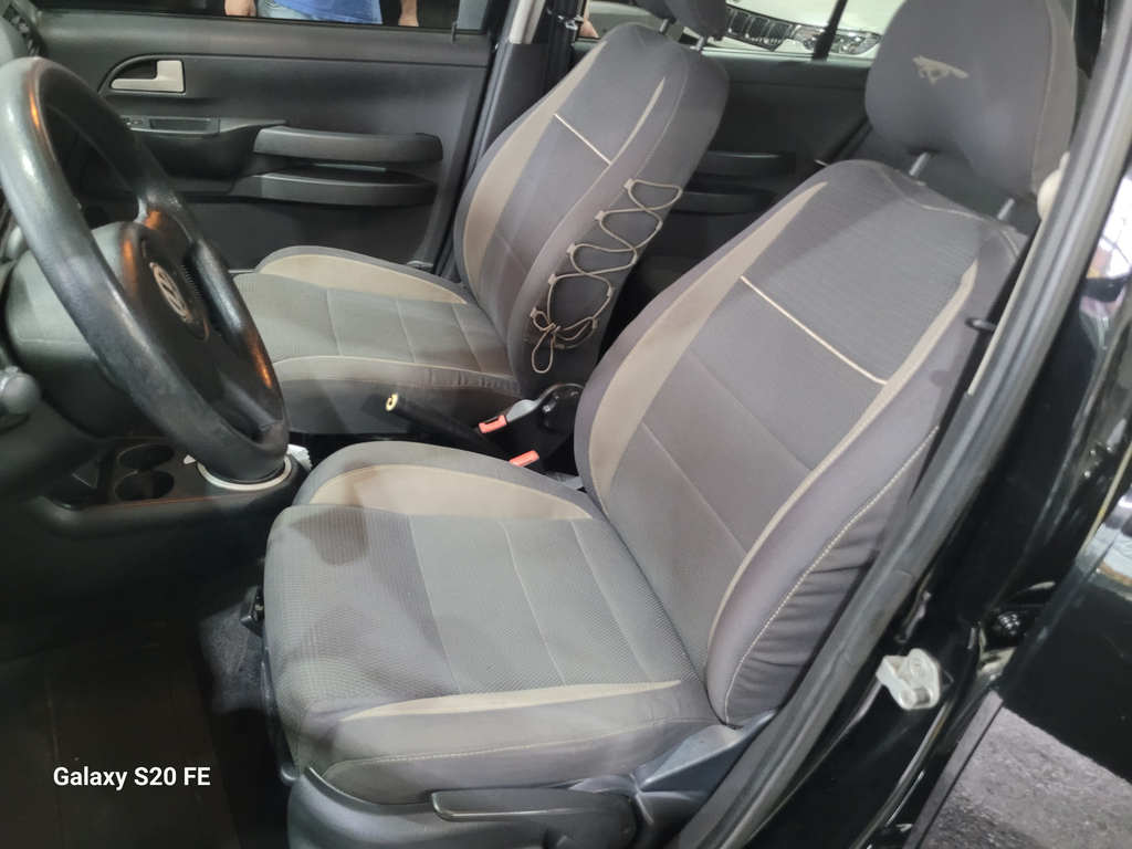 Volkswagen CrossFox Preto